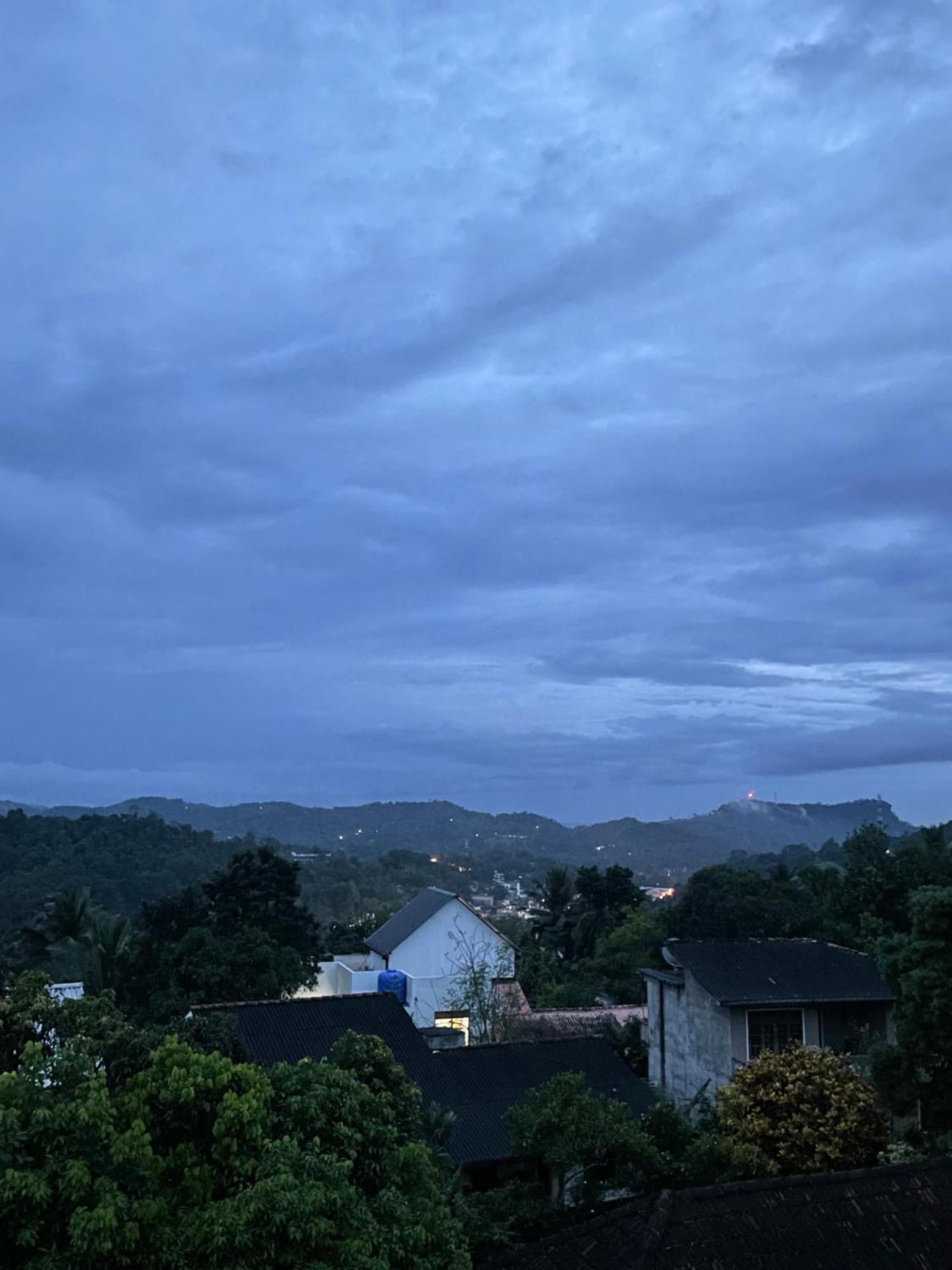 Misty Mountain Lodge Kegalle Luaran gambar