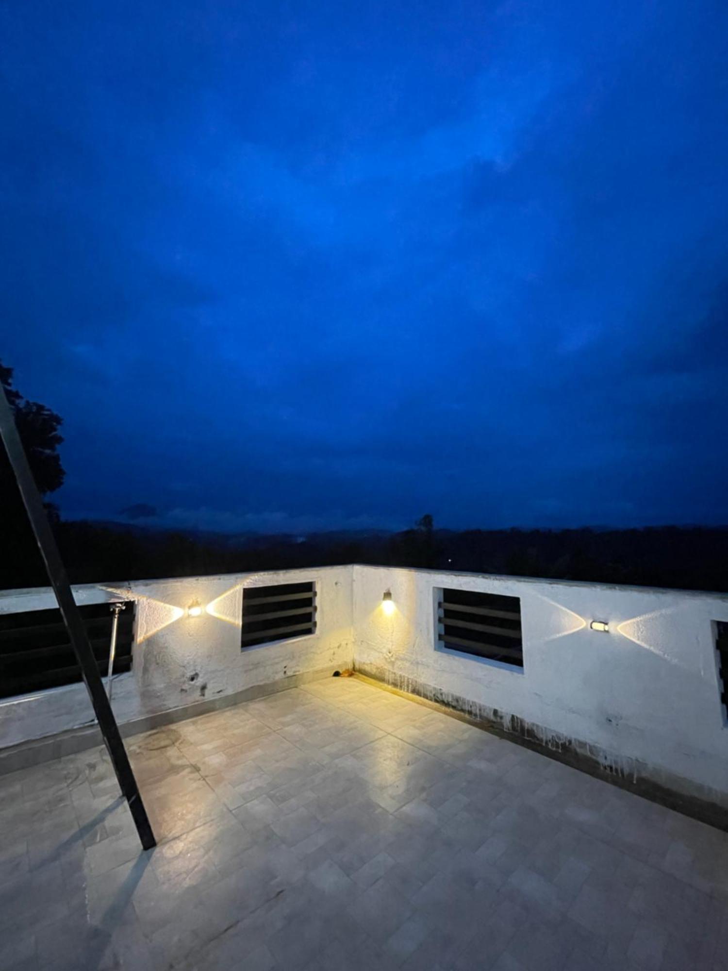 Misty Mountain Lodge Kegalle Luaran gambar